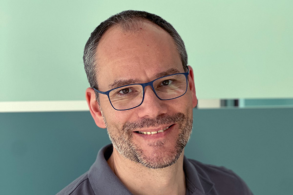 Dr. med. Michael Michel